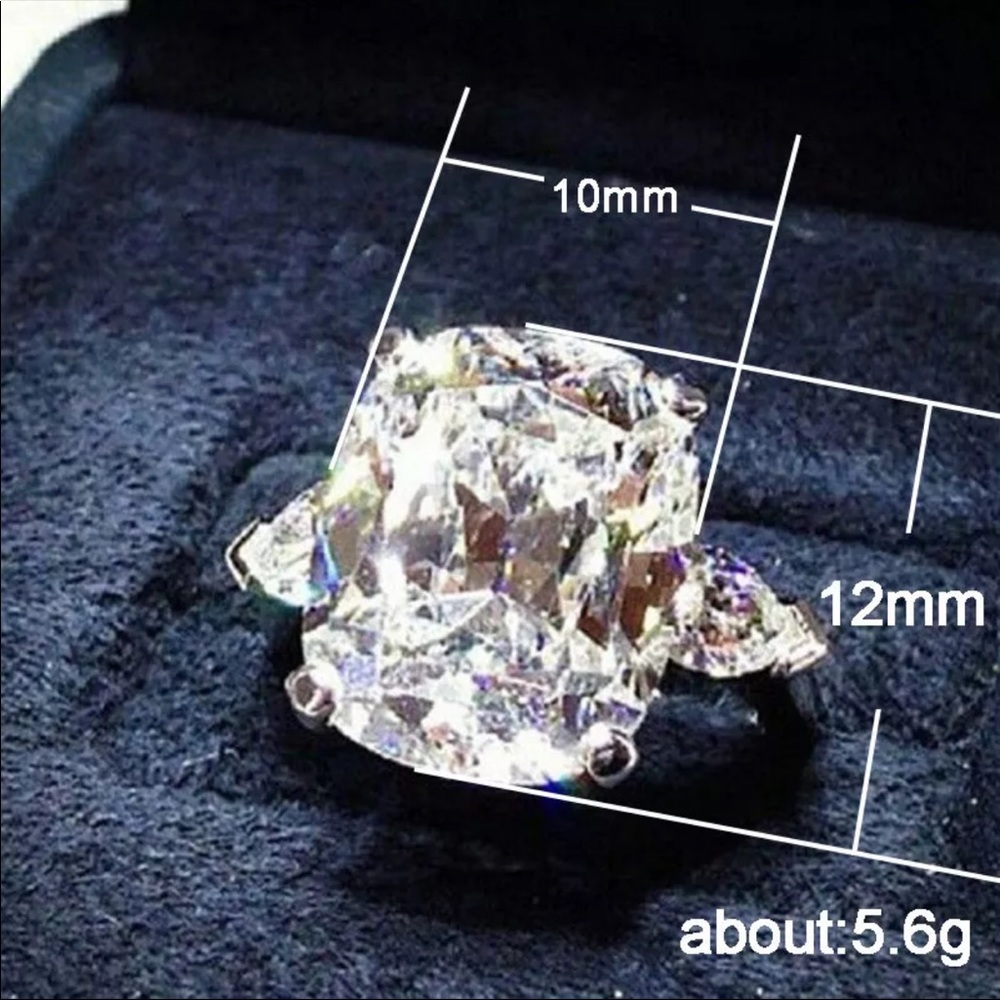 New 925 Silver Sapphire Ring - Picture 3 of 5